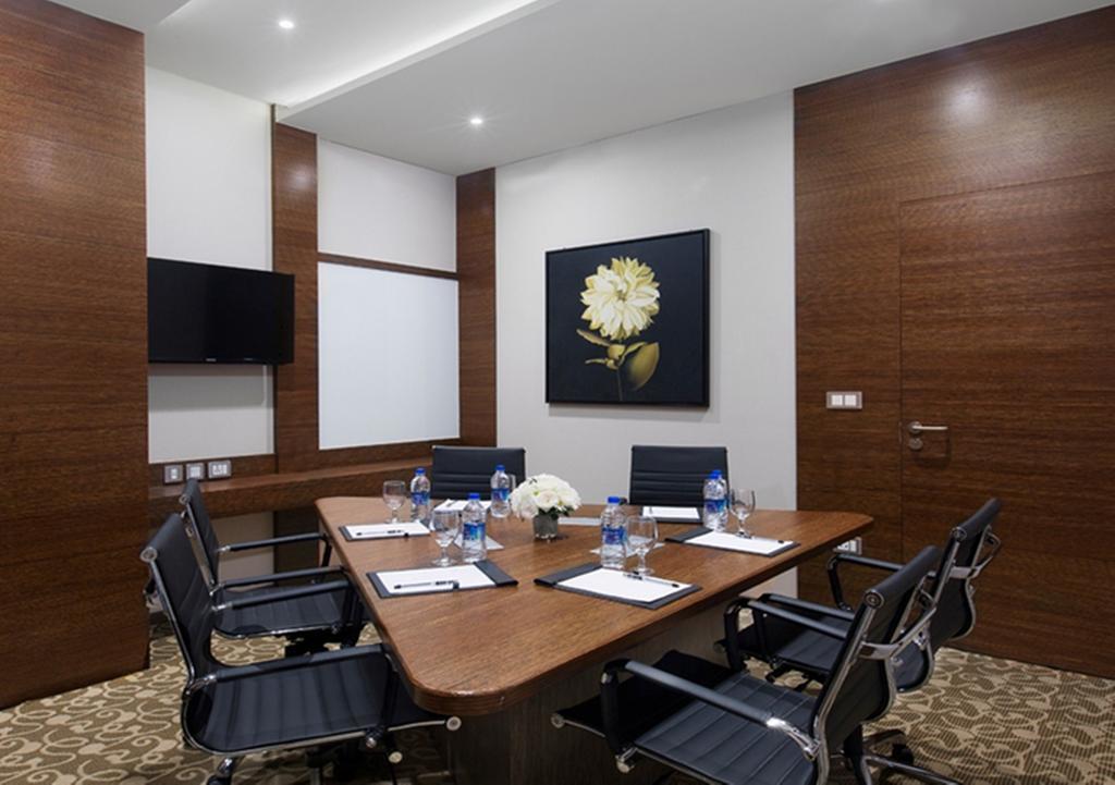 Hycinth Hotels Thiruvananthapuram Ngoại thất bức ảnh