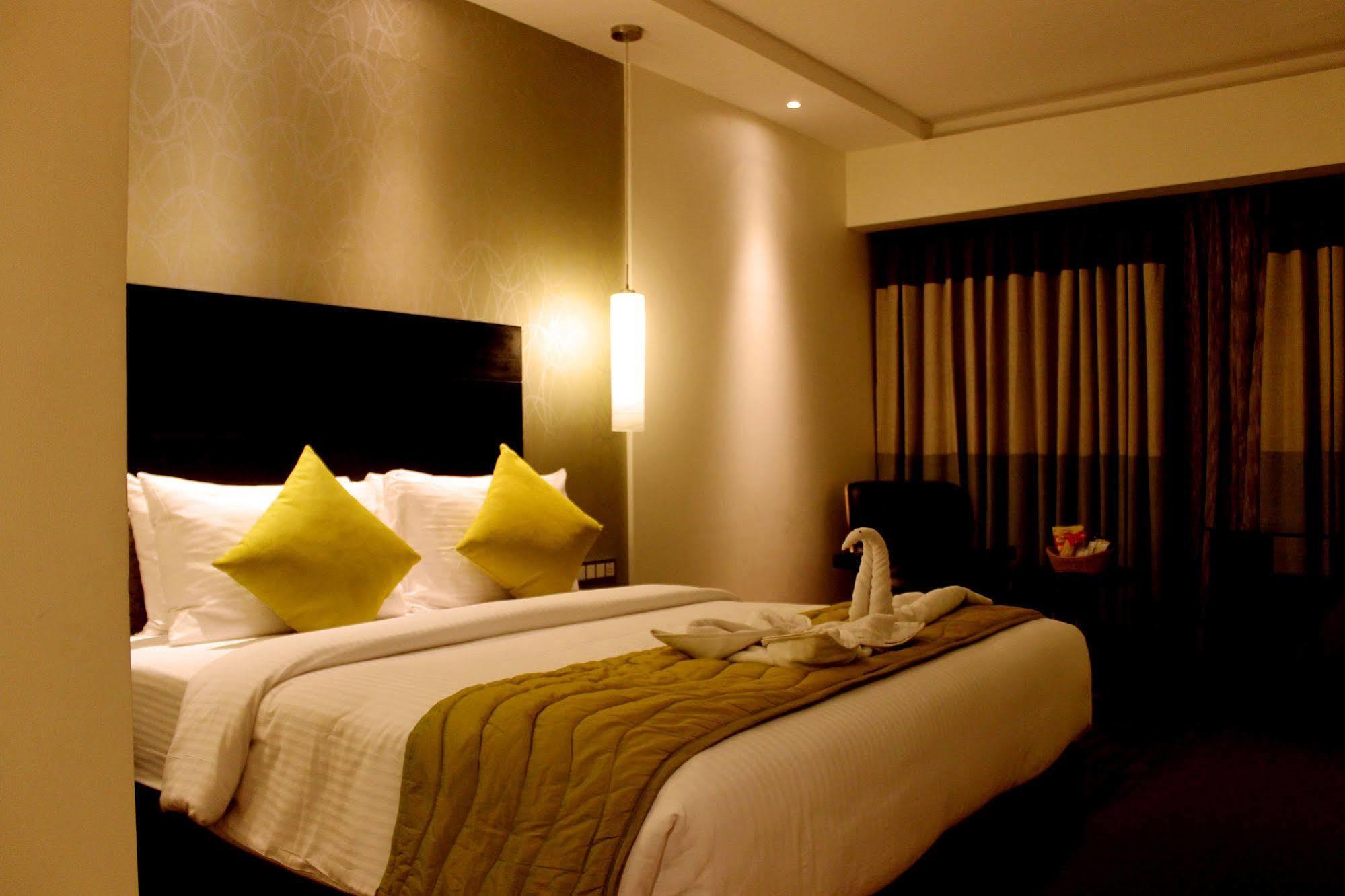 Hycinth Hotels Thiruvananthapuram Ngoại thất bức ảnh